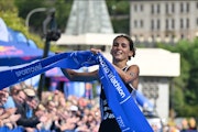 Leonie Periault soars to World Cup gold with Karlovy Vary dominance