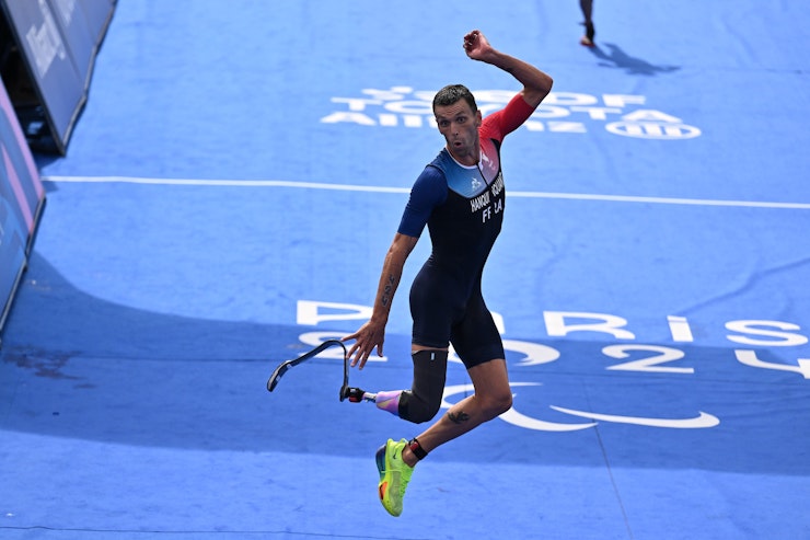 Alexis Hanquinquant crowned King of Para Triathlon at Paris 2024