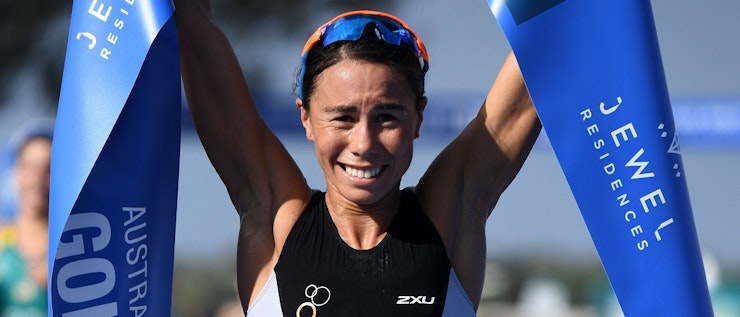 Andrea Hewitt wins second straight WTS in Gold Coast