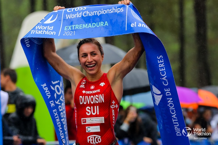 Duvoisin and Serrieres battle through the mud to earn 2021 Cross Triathlon World titles