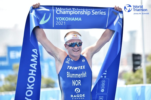 Blummenfelt hangs tough in Yokohama for season-opener gold
