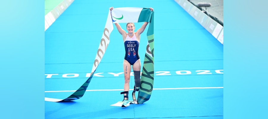Seely makes history in Tokyo to become the first woman to win two Para triathlon golds