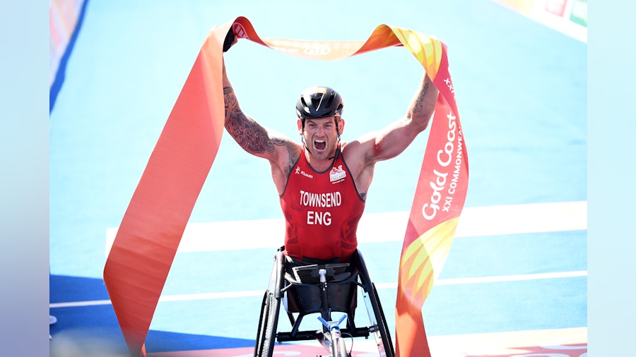Townsend and Jones claim the first ever Commonwealth Paratriathlon titles