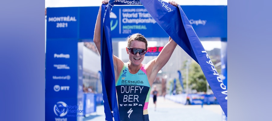 Flora Duffy smashes super sprint format to win Montreal gold