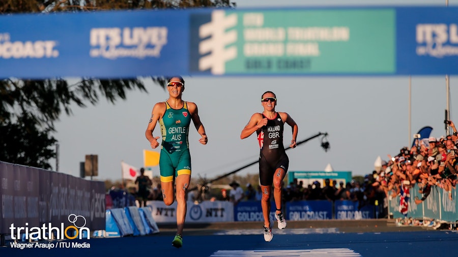 Holland crowned 2018 ITU World Champion as Gentle wins WTS Gold Coast thriller