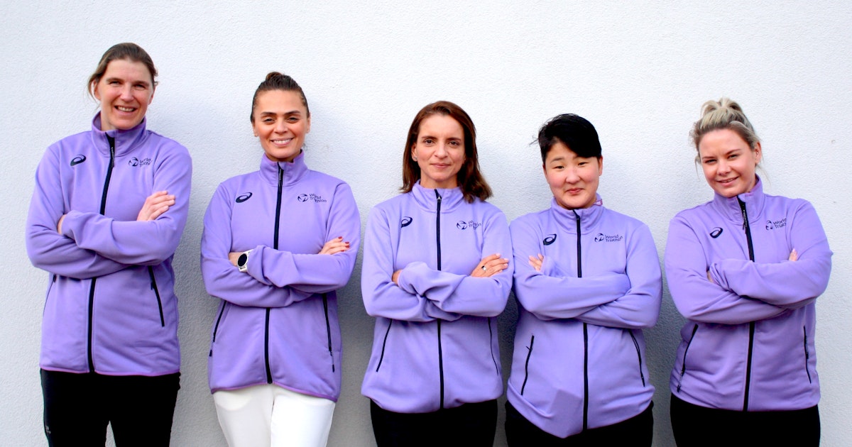 Photo of Cinco entrenadoras de triatlón participan en el curso de entrenadoras para mujeres financiado por Solidaridad Olímpica • World Triathlon