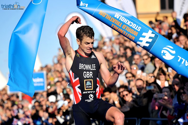 Jonny Brownlee gets his first WTS win of the season in Stockholm