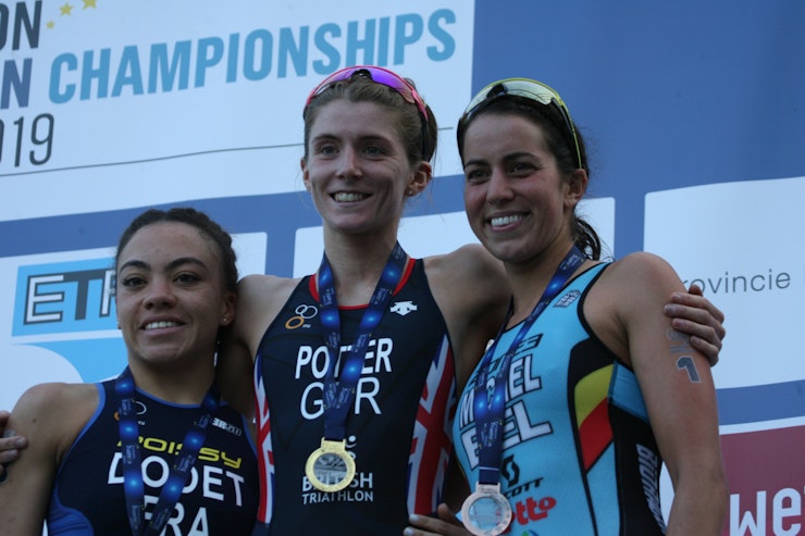 La británica Beth Potter fue oro en el Campeonato Europeo de Triatlón