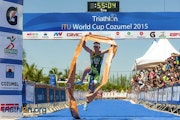 Murray earns first Cozumel World Cup win