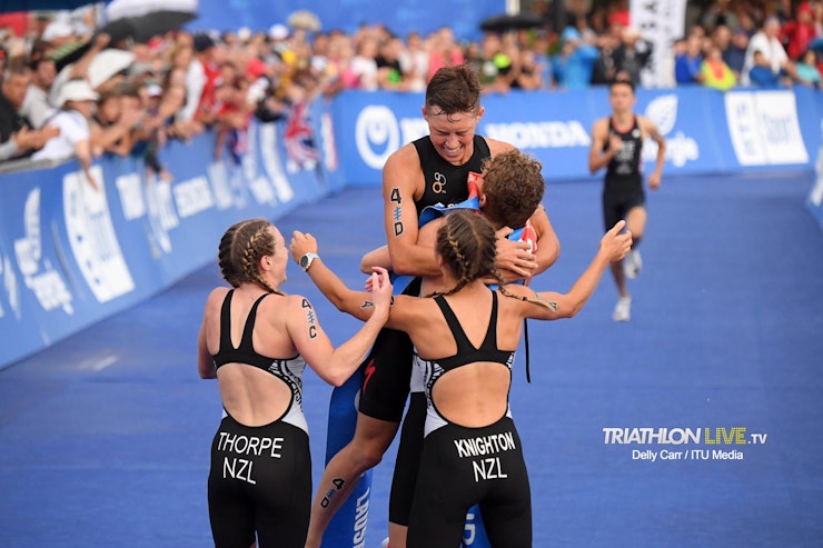 Knighton, Reid, Thorpe & Wilde bring home Mixed Relay gold for New Zealand