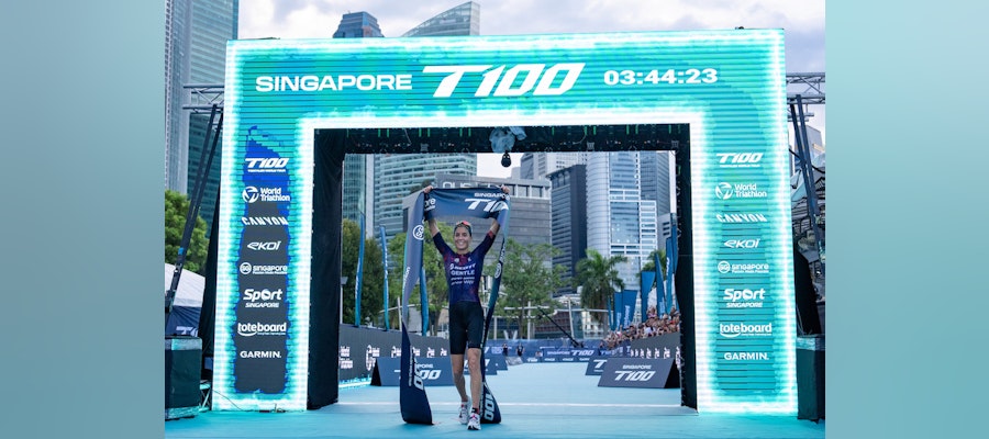 Epic victory for Ashleigh Gentle at the T100 Singapore