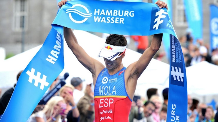 Mola earns first-ever repeat WTS Hamburg win