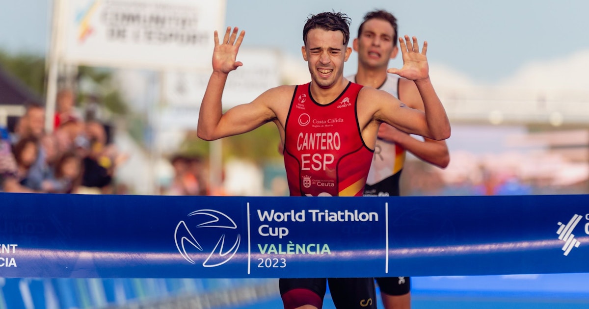 David Cantero gleder det spanske publikum med en suveren seier i Valencia • World Triathlon
