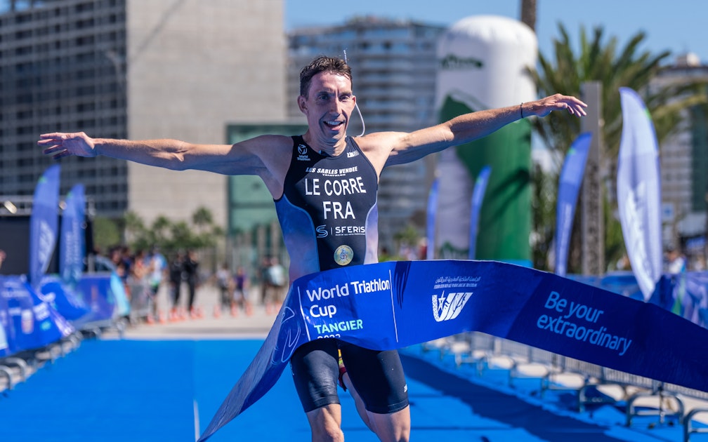 Pierre Le Corre fullfører nok et eksepsjonelt løp for å vinne gull i Tangier World Cup • World Triathlon