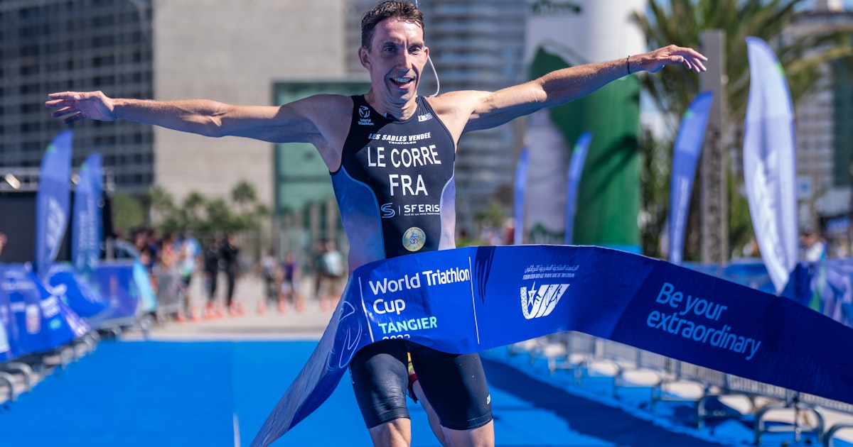 Pierre Le Corre fullfører nok et eksepsjonelt løp for å vinne gull i Tangier World Cup • World Triathlon