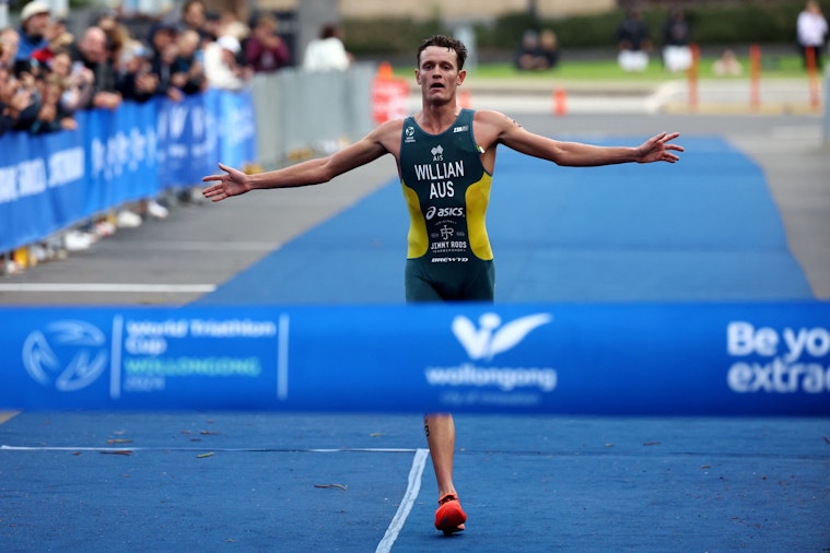Luke Willian shines on home soil to take the tape in Wollongong